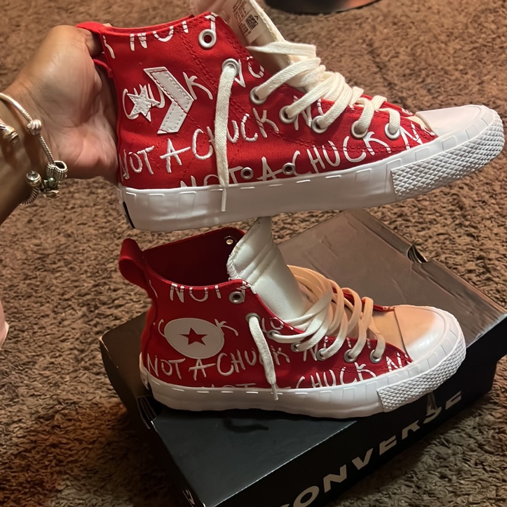 High Top Converse - Picture 2 of 8